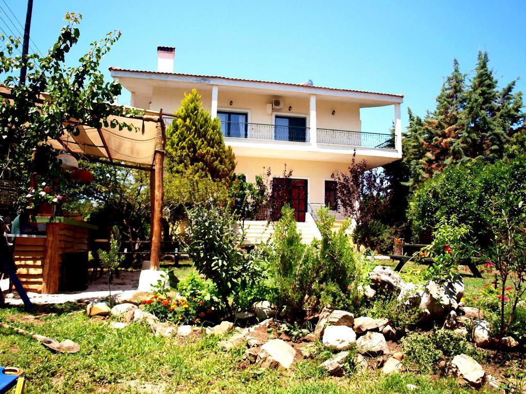 The White Rabbit Guesthouse Eco-Lodge "Cosy Apartment" Psakoudia Exterior foto